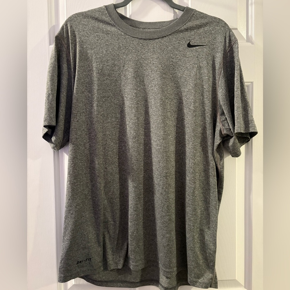Nike Gray Short Sleeve Tee Classic Crew Neck